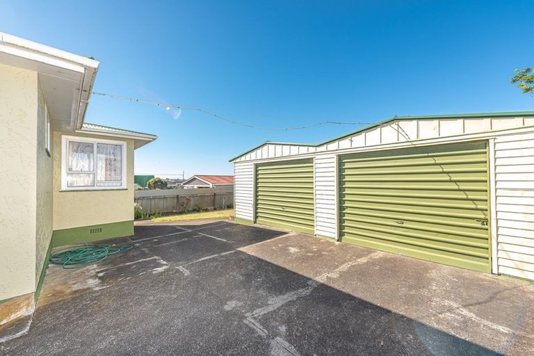 Photo of property in 40 Kowhai Street, Castlecliff, Whanganui, 4501