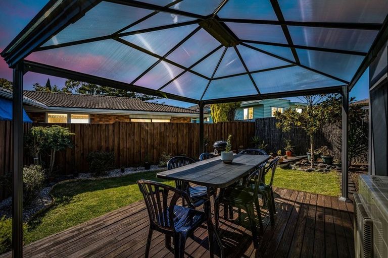 Photo of property in 8b Rathgar Road, Henderson, Auckland, 0610