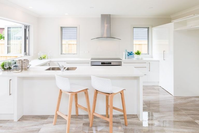 Photo of property in 4 Montgomery Terrace, Hokowhitu, Palmerston North, 4410
