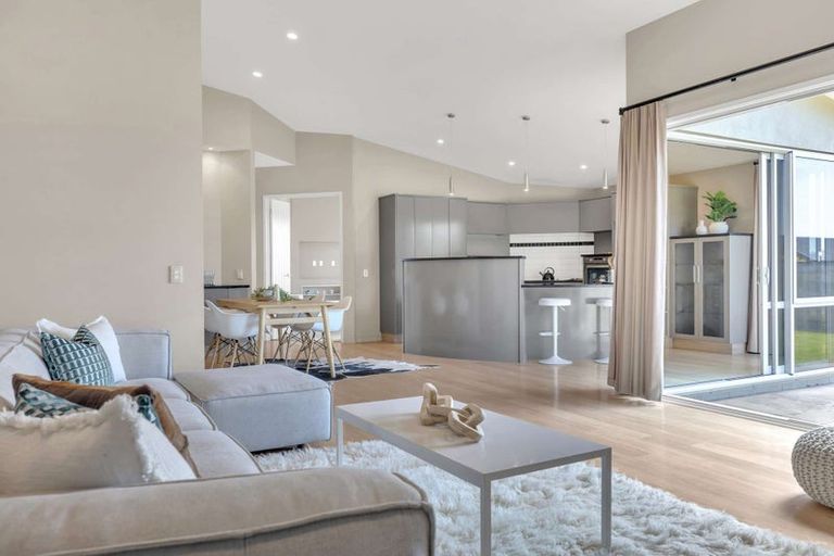 Photo of property in 129 Victory Drive, Wharewaka, Taupo, 3330