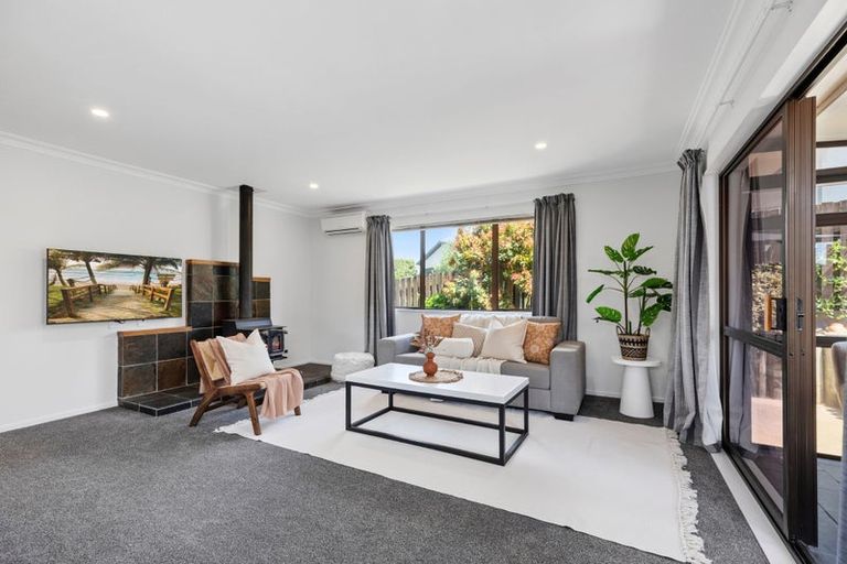 Photo of property in 13 Tupaea Place, Otumoetai, Tauranga, 3110