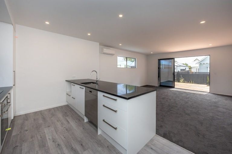Photo of property in 257a Edgeware Road, Edgeware, Christchurch, 8013