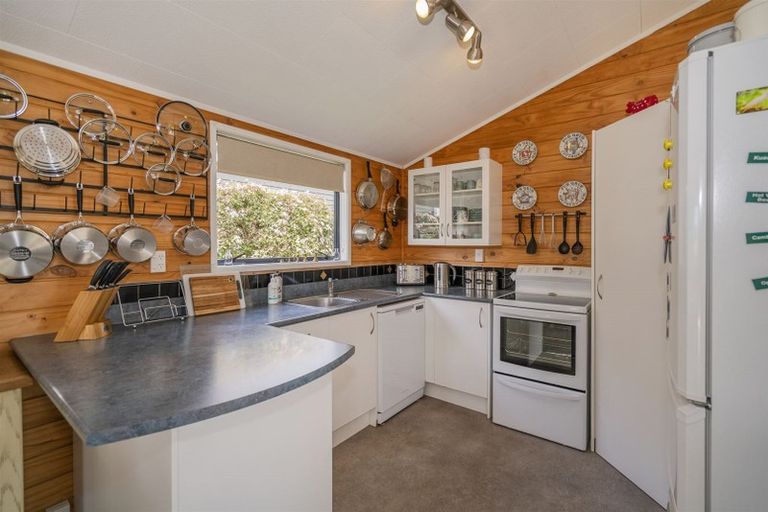 Photo of property in 24 Meadow Drive, Whitianga, 3510