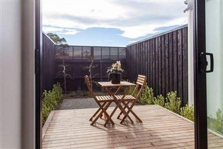 Photo of property in 1036e Colombo Street, St Albans, Christchurch, 8014