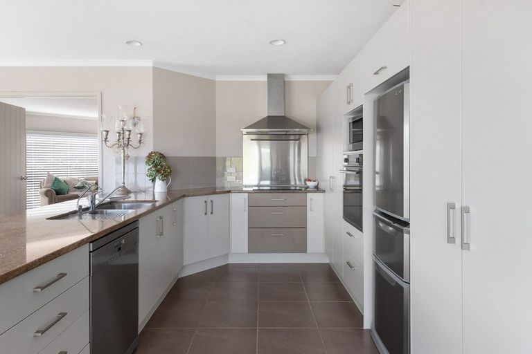 Photo of property in 35 Ebbtide Way, Maungatapu, Tauranga, 3112