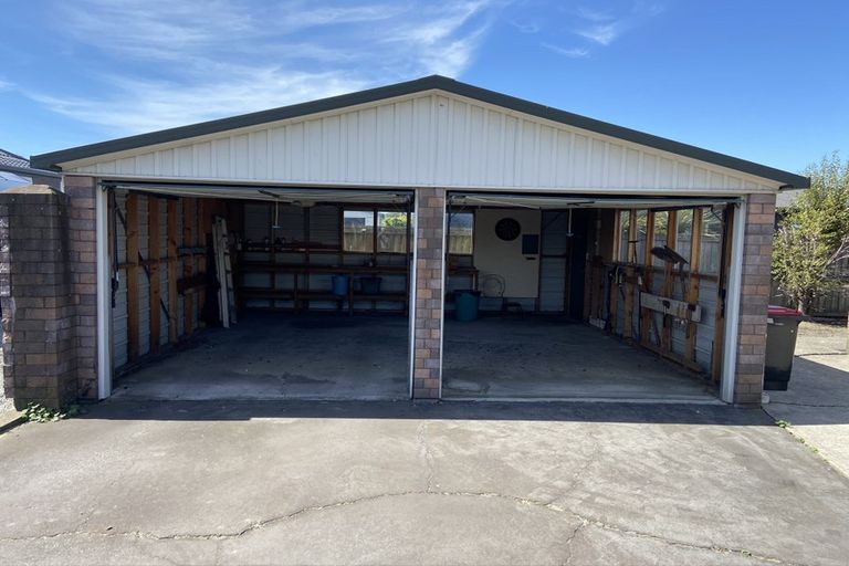 Photo of property in 62 Travis Road, Burwood, Christchurch, 8083