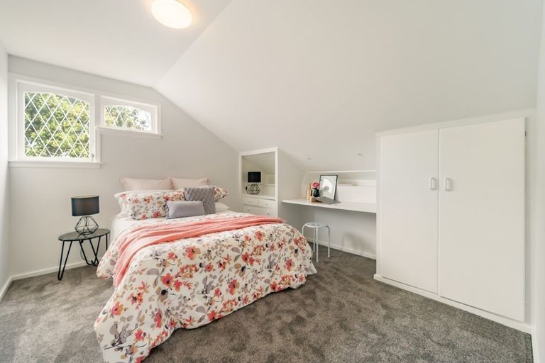 Photo of property in 15 Nile Street, Waterloo, Lower Hutt, 5011