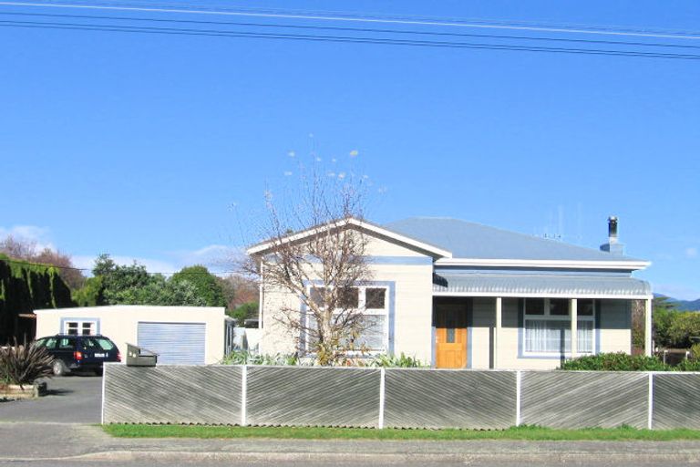 Photo of property in 22d Bell Street, Otaki, 5512
