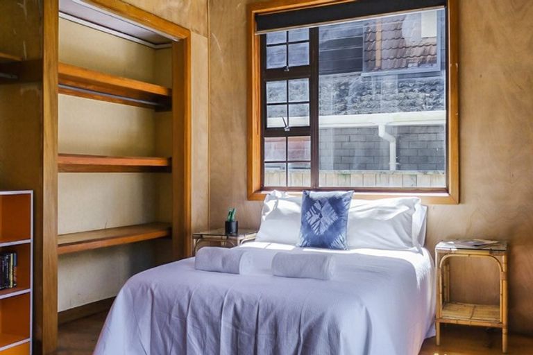 Photo of property in 100 Buller Street, New Plymouth, 4312