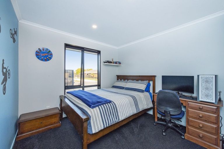 Photo of property in 87 Renoir Drive, Rolleston, 7614