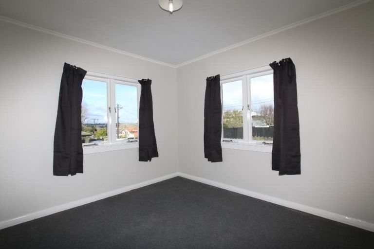 Photo of property in 53 Lynwood Road, New Lynn, Auckland, 0600