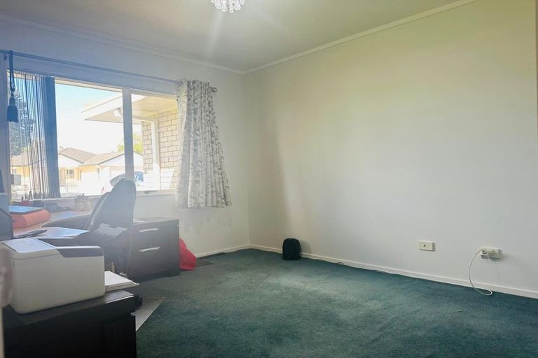 Photo of property in 49 Longford Park Drive, Takanini, 2112