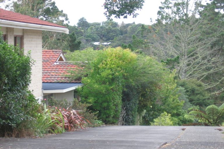 Photo of property in 81 Daffodil Street, Titirangi, Auckland, 0604