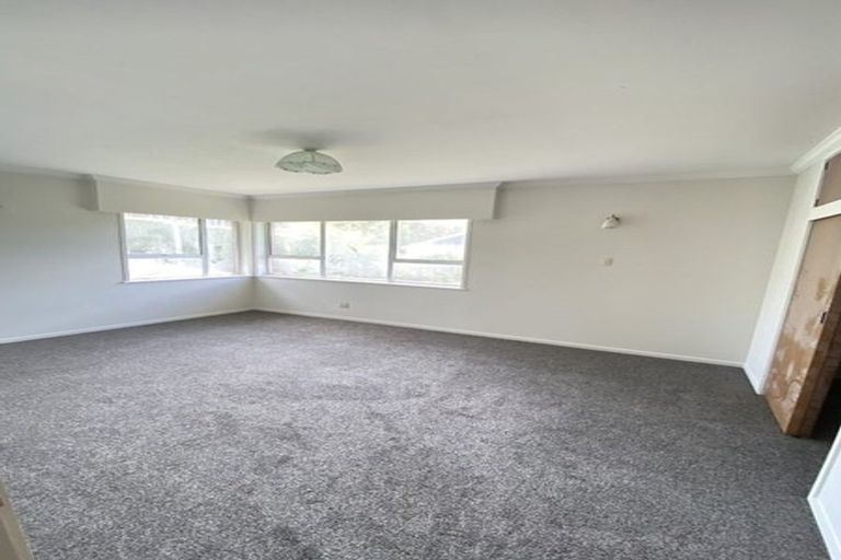 Photo of property in 33a Forrest Hill Road, Milford, Auckland, 0620