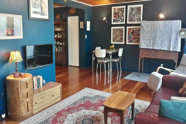 Photo of property in Courtenay Mews Apartments, 14u2 Alpha Street, Te Aro, Wellington, 6011