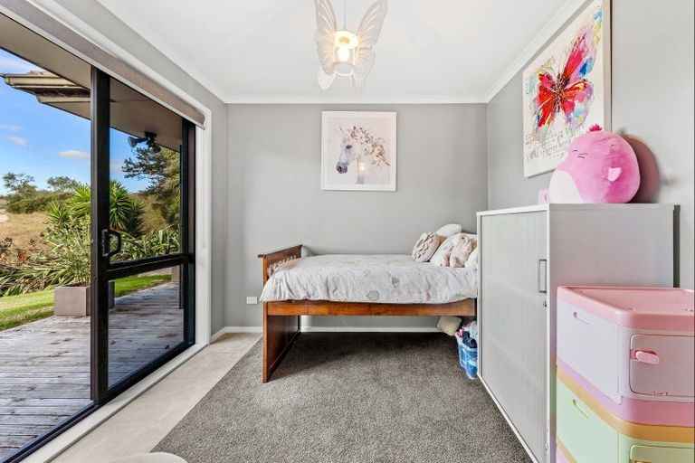 Photo of property in 48 Witheford Road, Wharehine, Wellsford, 0973