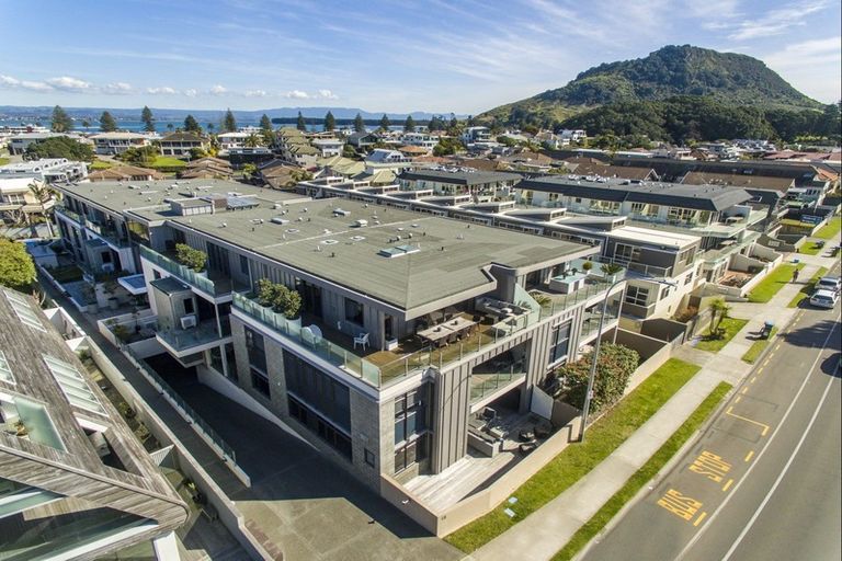 Photo of property in 2/48 Marine Parade, Mount Maunganui, 3116