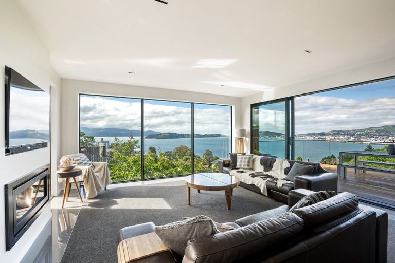 Photo of property in 14 Shalimar Crescent, Khandallah, Wellington, 6035