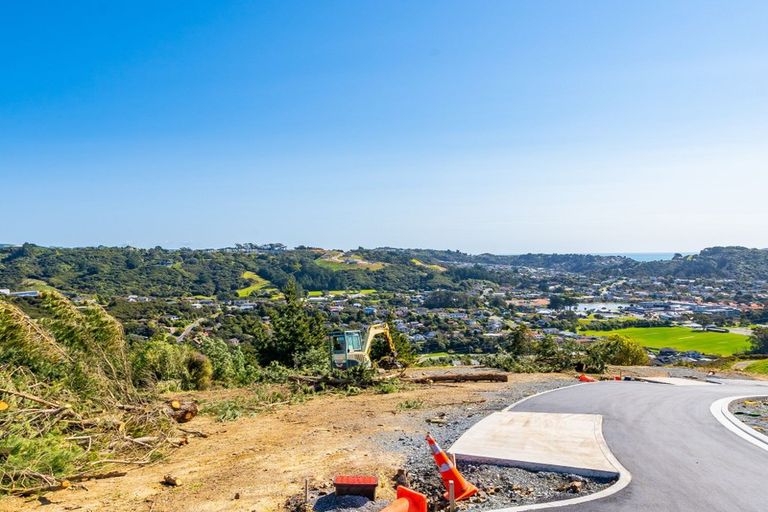 Photo of property in 22 Camber Drive, Whitby, Porirua, 5024