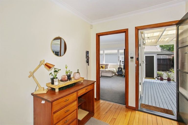 Photo of property in 22 Laurie Avenue, Papakura, 2110