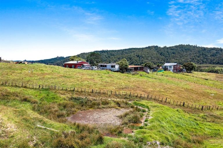 Photo of property in 380 Kaipara Coast Highway, Helensville, Kaukapakapa, 0871
