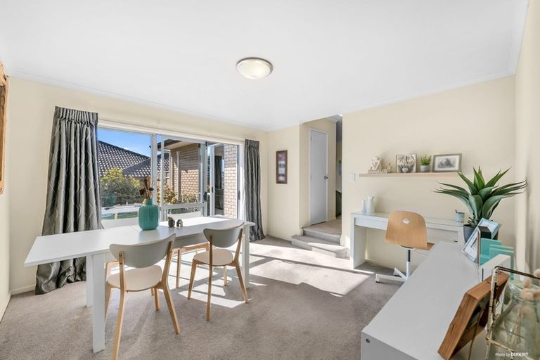 Photo of property in 6 Ludlow Place, Pukekohe, 2120