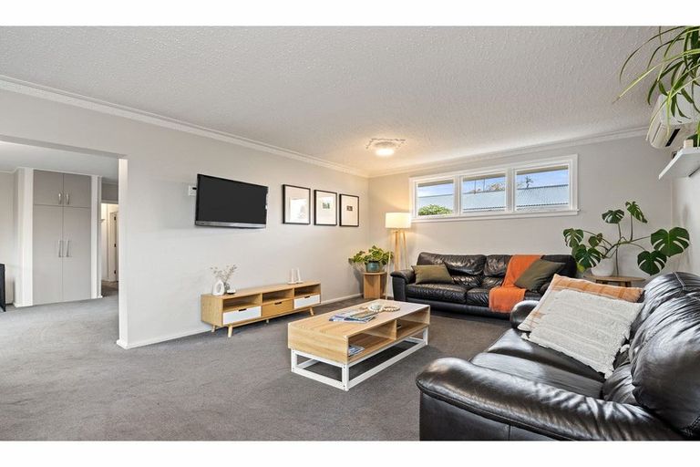 Photo of property in 1/56 Nottingham Avenue, Halswell, Christchurch, 8025
