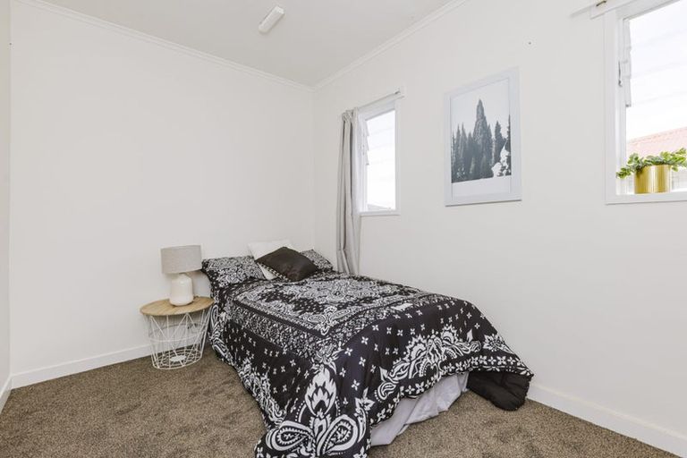 Photo of property in 1/40 Churchill Avenue, Manurewa, Auckland, 2102