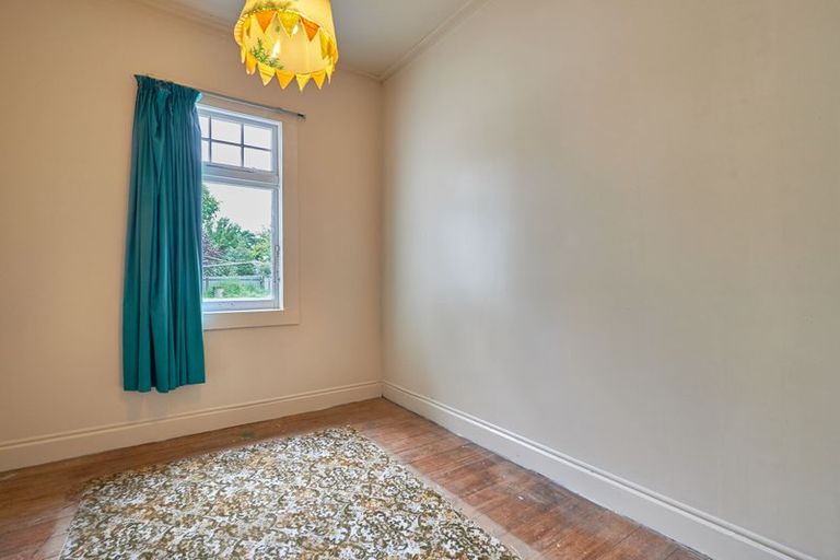 Photo of property in 9 Chelwood Street, Takaro, Palmerston North, 4412