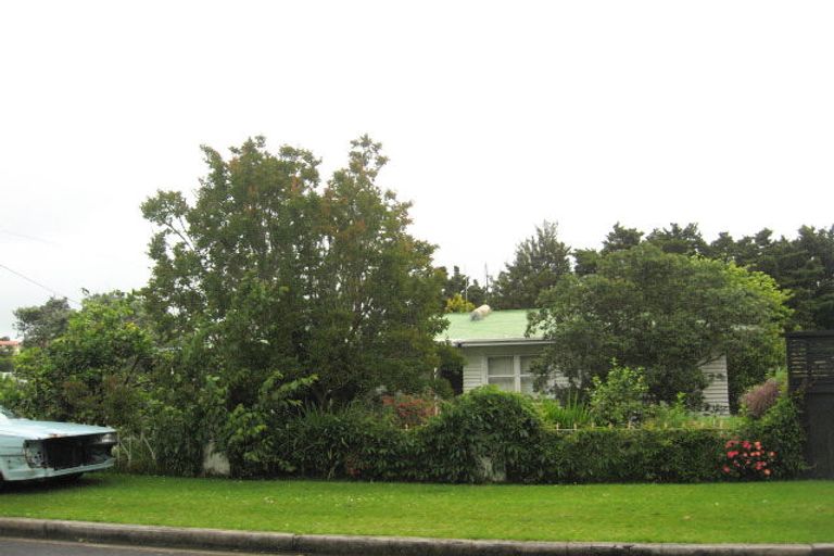 Photo of property in 17 George Point Road, Onerahi, Whangarei, 0110