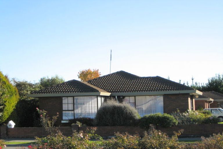 Photo of property in 787b Main North Road, Belfast, Christchurch, 8051