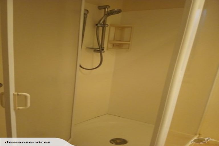 Photo of property in 11 Landon Place, Pukekohe, 2120