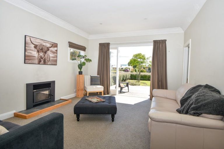 Photo of property in 105 Broadway, Carterton, 5713