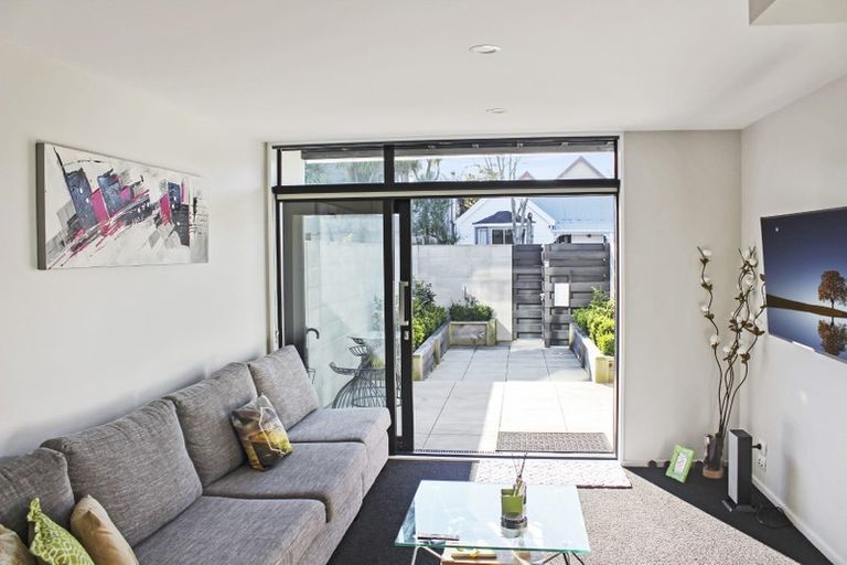 Photo of property in 32a Peacock Street, Christchurch Central, Christchurch, 8013