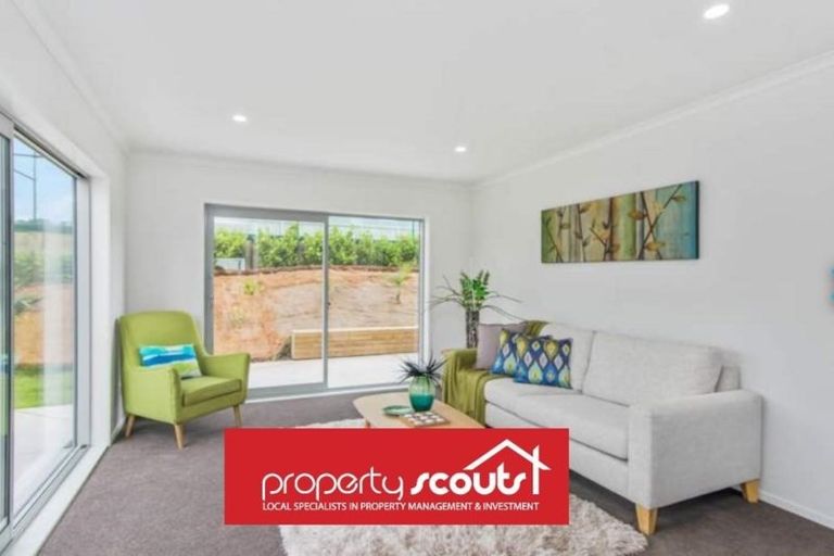 Photo of property in 8 Karauria Lane, Orewa, 0931