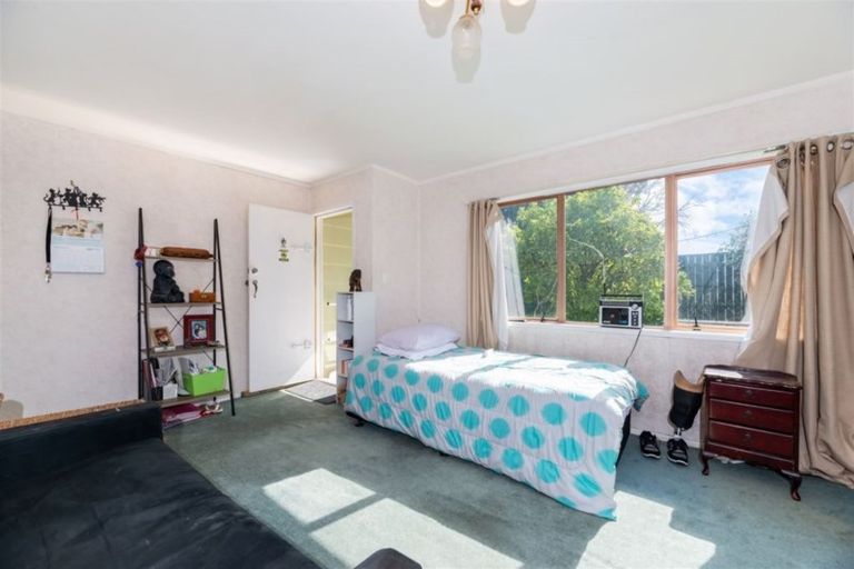 Photo of property in 159 Te Atatu Road, Te Atatu South, Auckland, 0610