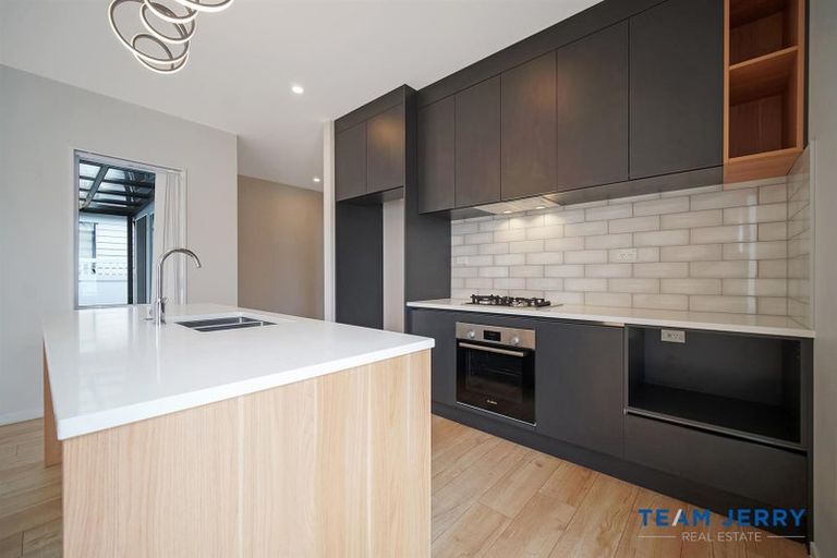 Photo of property in 40 Holcroft Street, Papakura, 2110