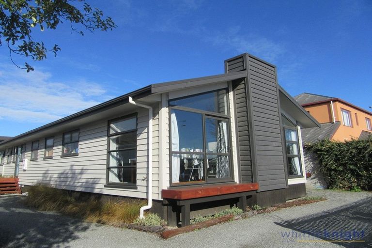 Photo of property in 77 Peverel Street, Riccarton, Christchurch, 8041