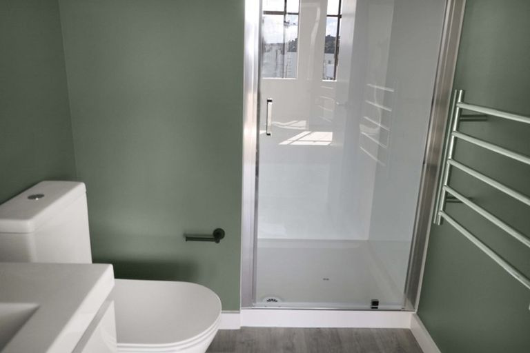 Photo of property in Unit 307,l3, 307/14 Laings Road, Hutt Central, Lower Hutt, 5010
