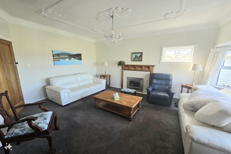 Photo of property in 8 Raumati Terrace, Khandallah, Wellington, 6035