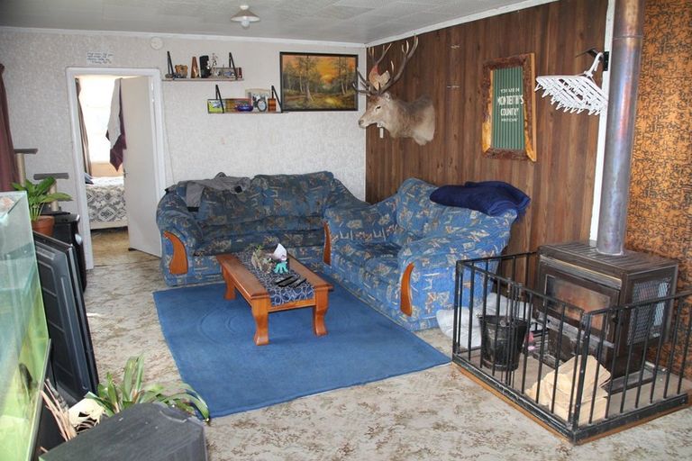 Photo of property in 132 Peel Street, Westport, 7825