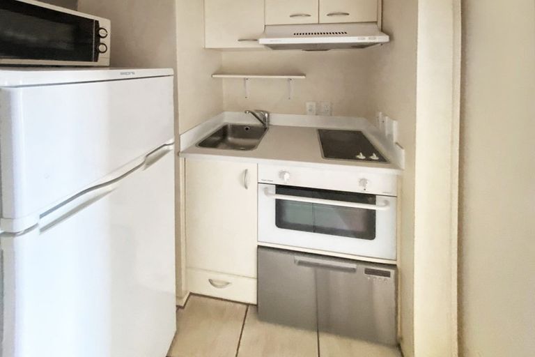 Photo of property in 2j/10 Crown Lynn Place, New Lynn, Auckland, 0600