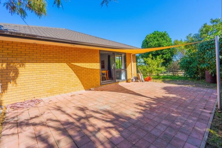 Photo of property in 23 Jacks Bush Road, Waikanae, 5391