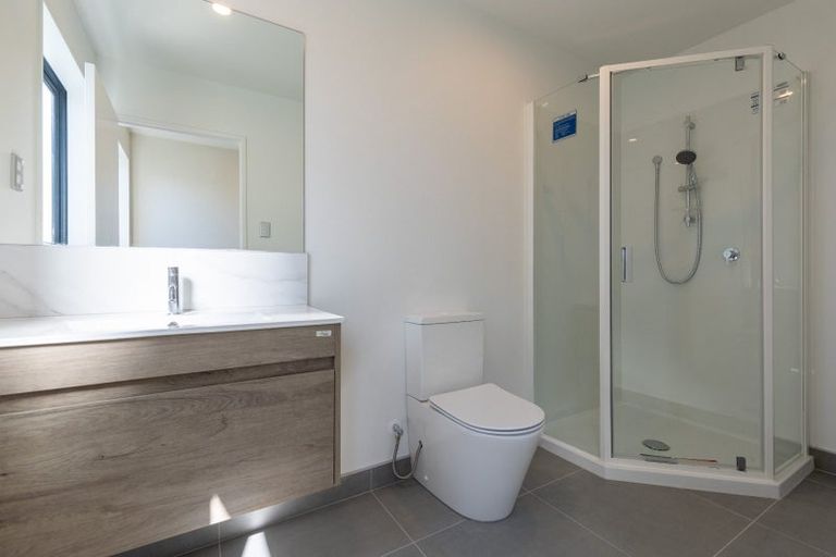 Photo of property in 6c Kaweka Street, New Lynn, Auckland, 0600