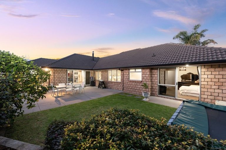 Photo of property in 38 Merriman Place, Pyes Pa, Tauranga, 3112