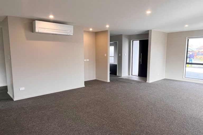 Photo of property in 33 Masefield Drive, Rolleston, 7614