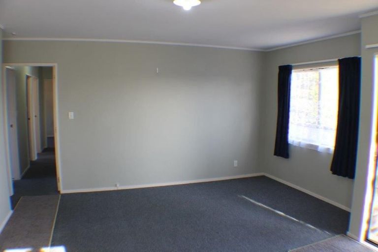 Photo of property in 3/94 Birkenhead Avenue, Birkenhead, Auckland, 0626