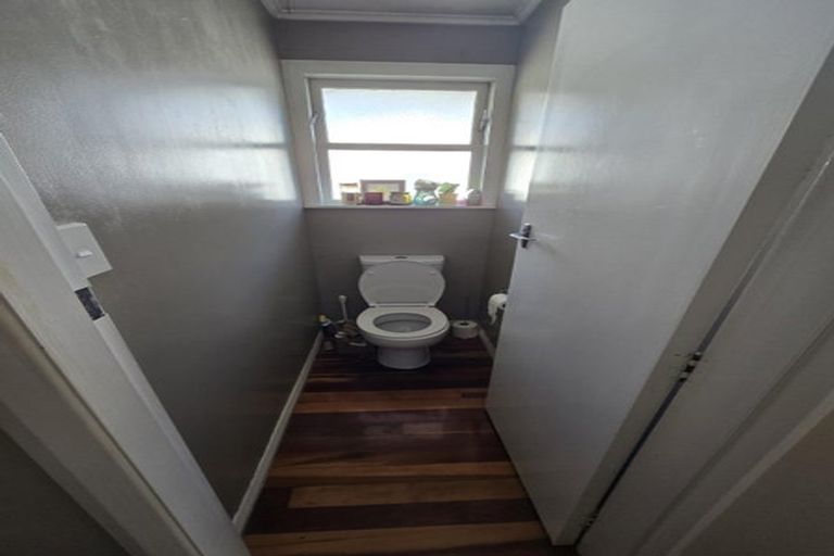 Photo of property in 26 Silverbirch Grove, Churton Park, Wellington, 6037