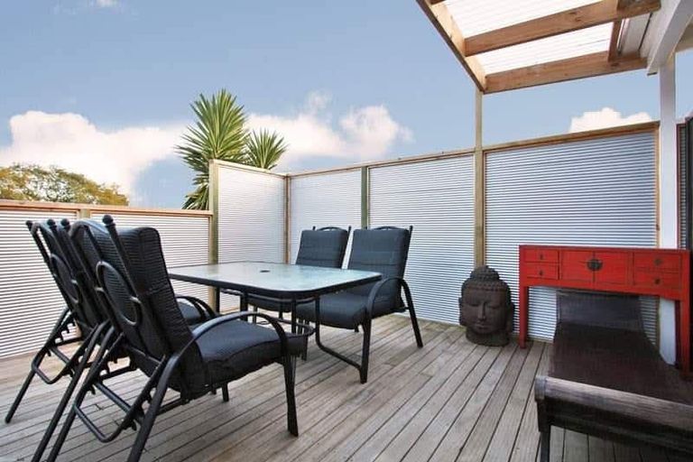 Photo of property in 34b Enderby Drive, Te Atatu Peninsula, Auckland, 0610