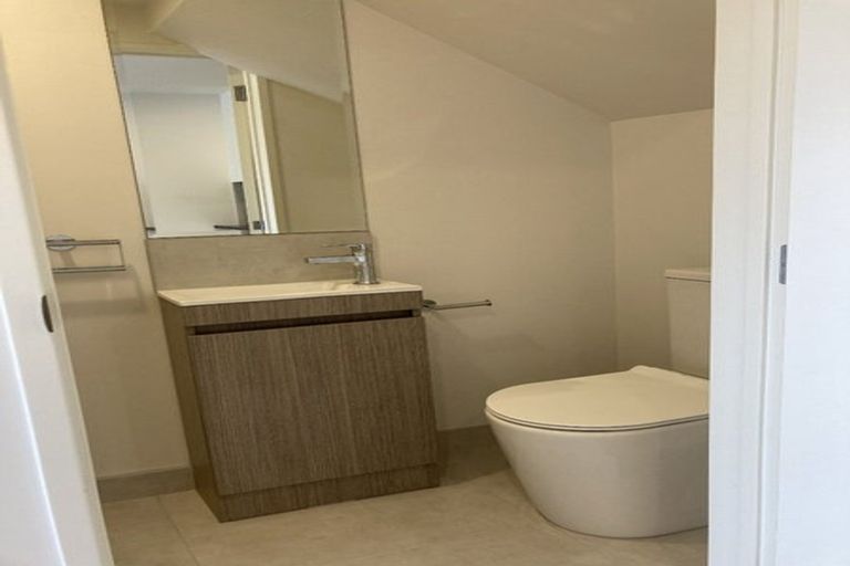 Photo of property in Rf202b, 13/18 Hewlett Road, Massey, Auckland, 0614